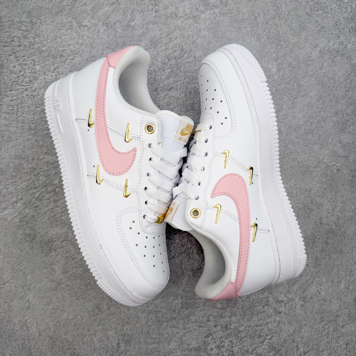 NK Air Force 1´07 Low 空军一号百搭休闲运动板鞋 DIY得物定制配色 柔软、弹性十足