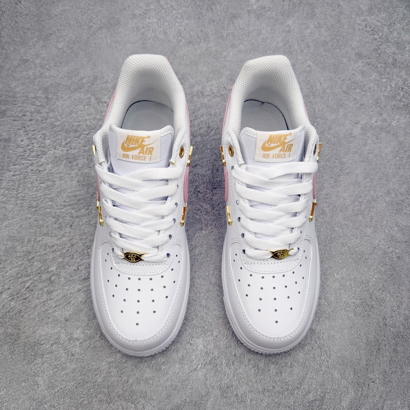 NK Air Force 1´07 Low 空军一号百搭休闲运动板鞋 DIY得物定制配色 柔软、弹性十足