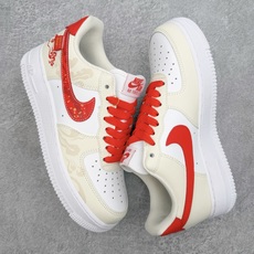 NK Air Force 1´07 Low 空军一号百搭休闲运动板鞋 DIY得物定制配色 柔软、弹性十足 NK Air Force 1´07 Low 空军一号百搭休闲运动板鞋 DIY得物定制配色 柔软、弹性十足