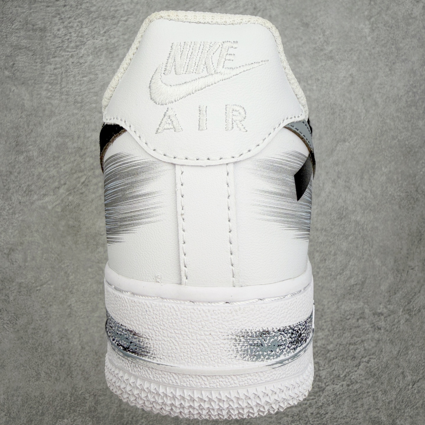 NK Air Force 1´07 Low 空军一号百搭休闲运动板鞋 DIY得物定制配色 柔软、弹性十足