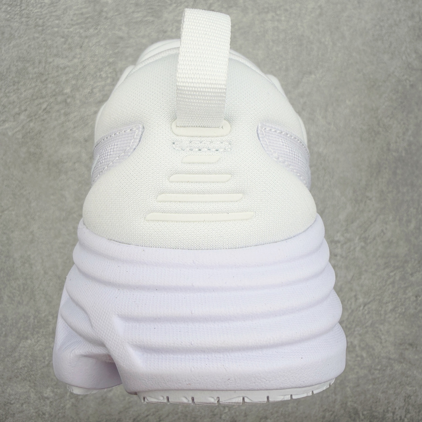 ＃HK纯原 HOKA ONE ONE Bondi 8 专业性能减震公路跑步鞋 美国特供批次 轻盈透气的针