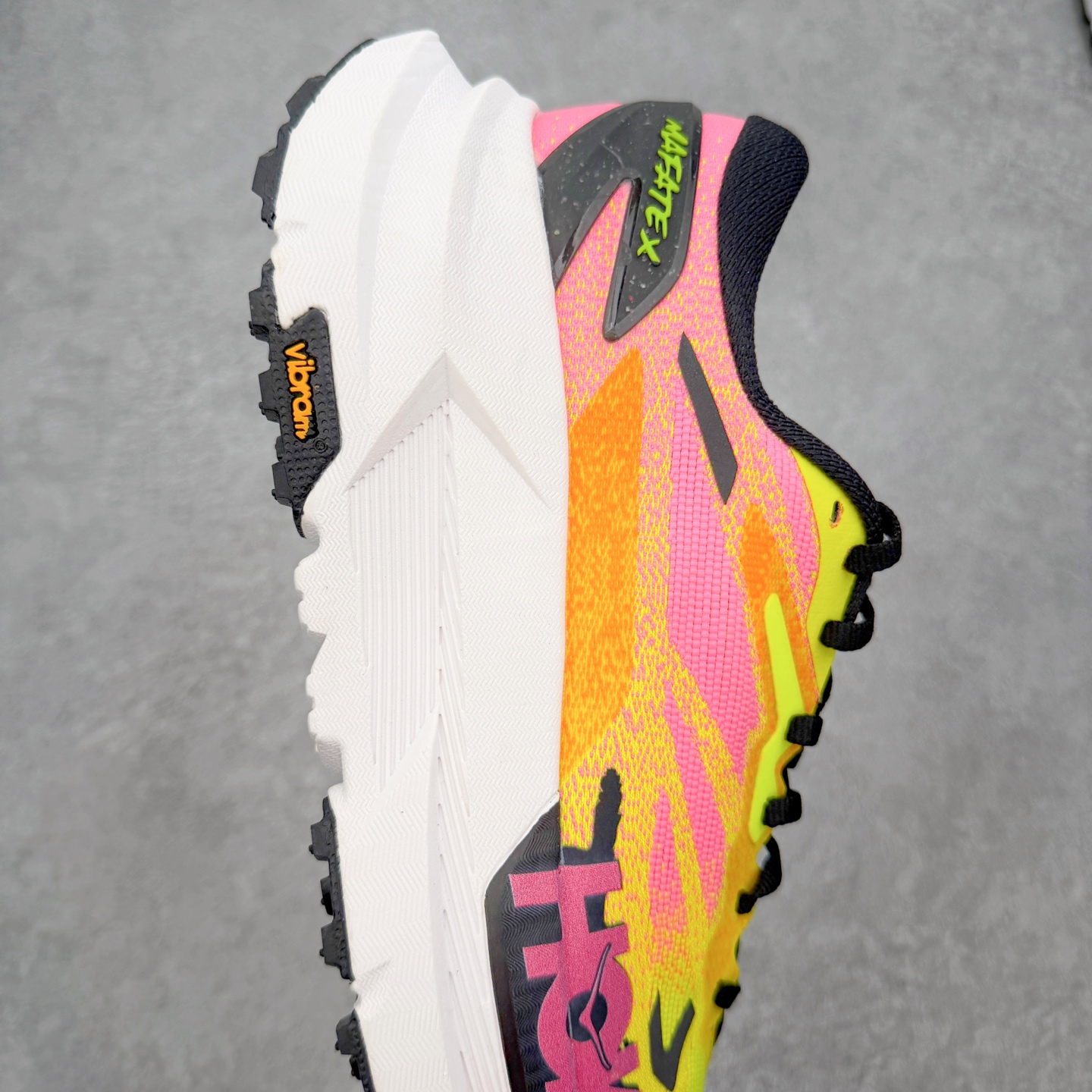 ＃HK纯原 HOKA ONE ONE Mafate X 玛法特专业性能减震公路跑步鞋 美国特供批次 轻盈