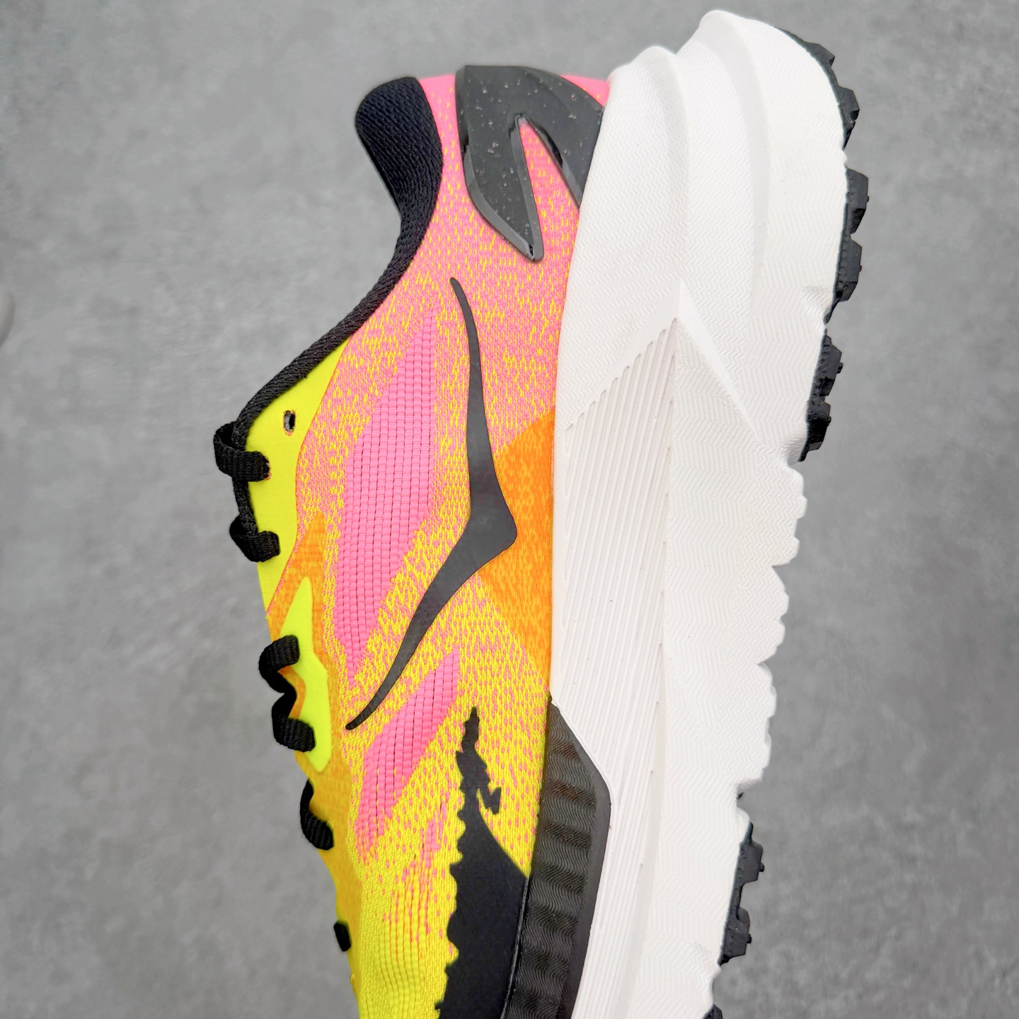 ＃HK纯原 HOKA ONE ONE Mafate X 玛法特专业性能减震公路跑步鞋 美国特供批次 轻盈