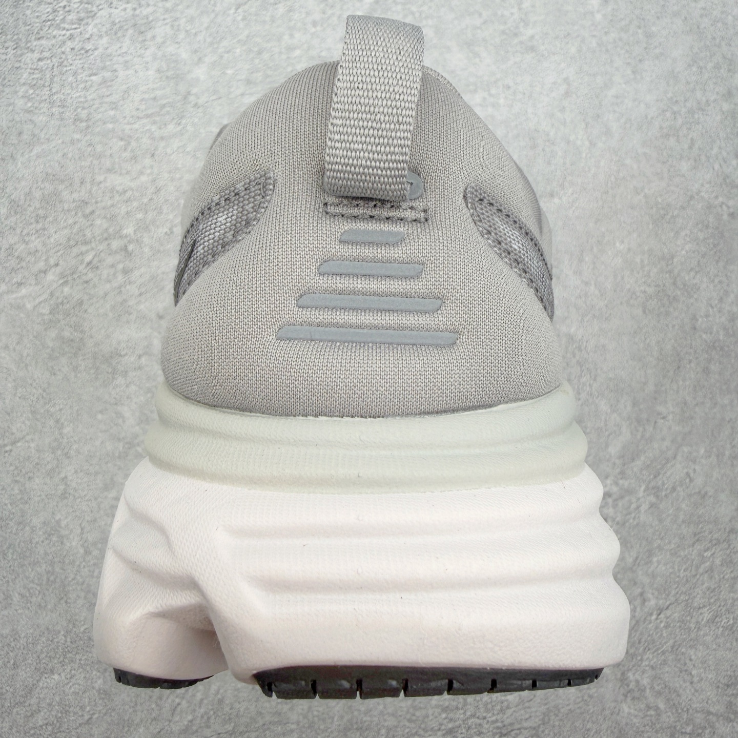＃HK纯原 HOKA ONE ONE Bondi 8 专业性能减震公路跑步鞋 美国特供批次 轻盈透气的针