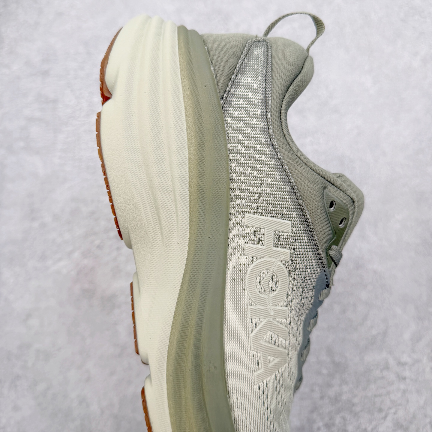 ＃HK纯原 HOKA ONE ONE Bondi 8 专业性能减震公路跑步鞋 美国特供批次 轻盈透气的针