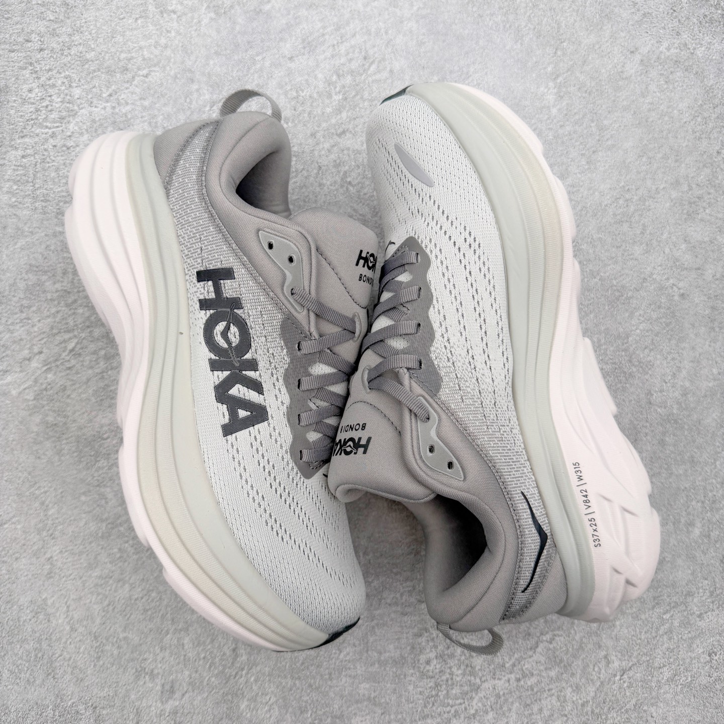 ＃HK纯原 HOKA ONE ONE Bondi 8 专业性能减震公路跑步鞋 美国特供批次 轻盈透气的针