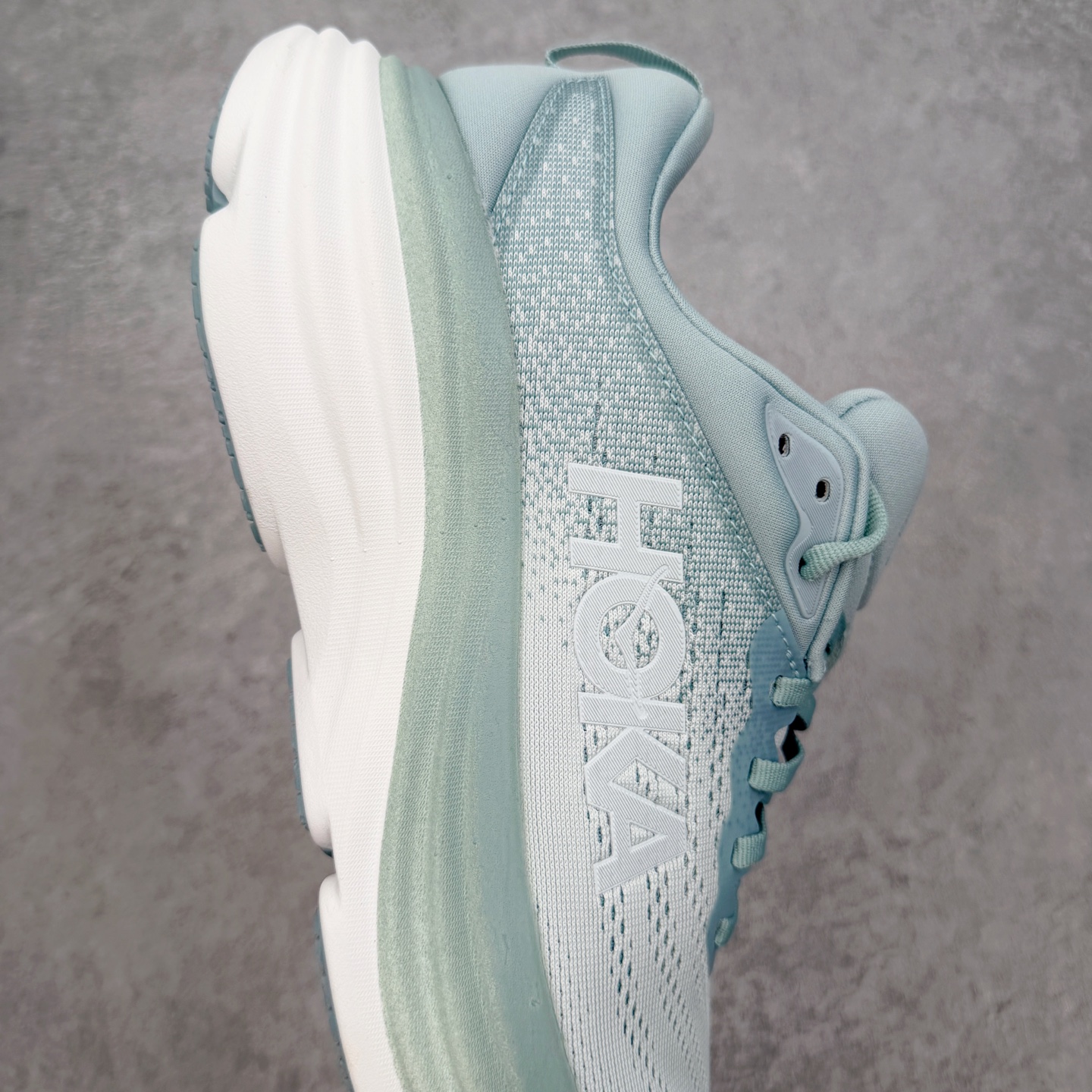 ＃HK纯原 HOKA ONE ONE Bondi 8 专业性能减震公路跑步鞋 美国特供批次 轻盈透气的针