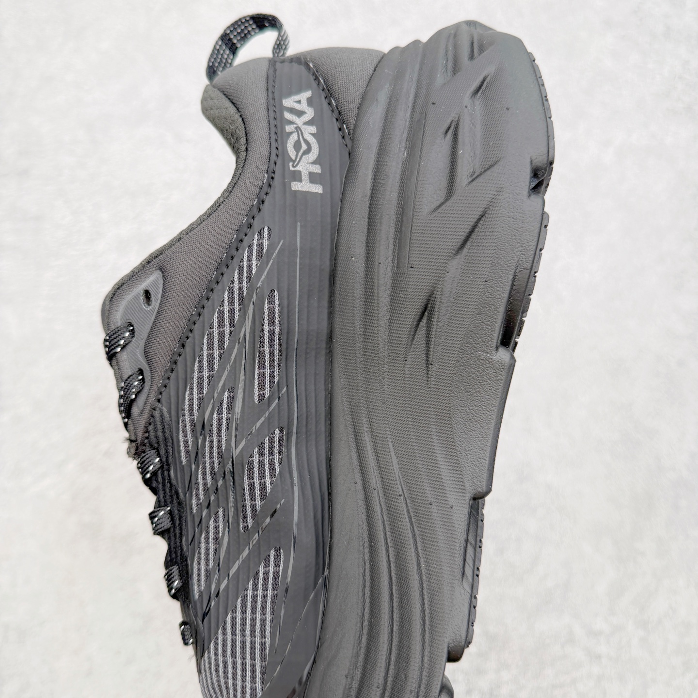 ＃HK纯原 HOKA ONE ONE Bondi 8 专业性能减震公路跑步鞋 美国特供批次 轻盈透气的针