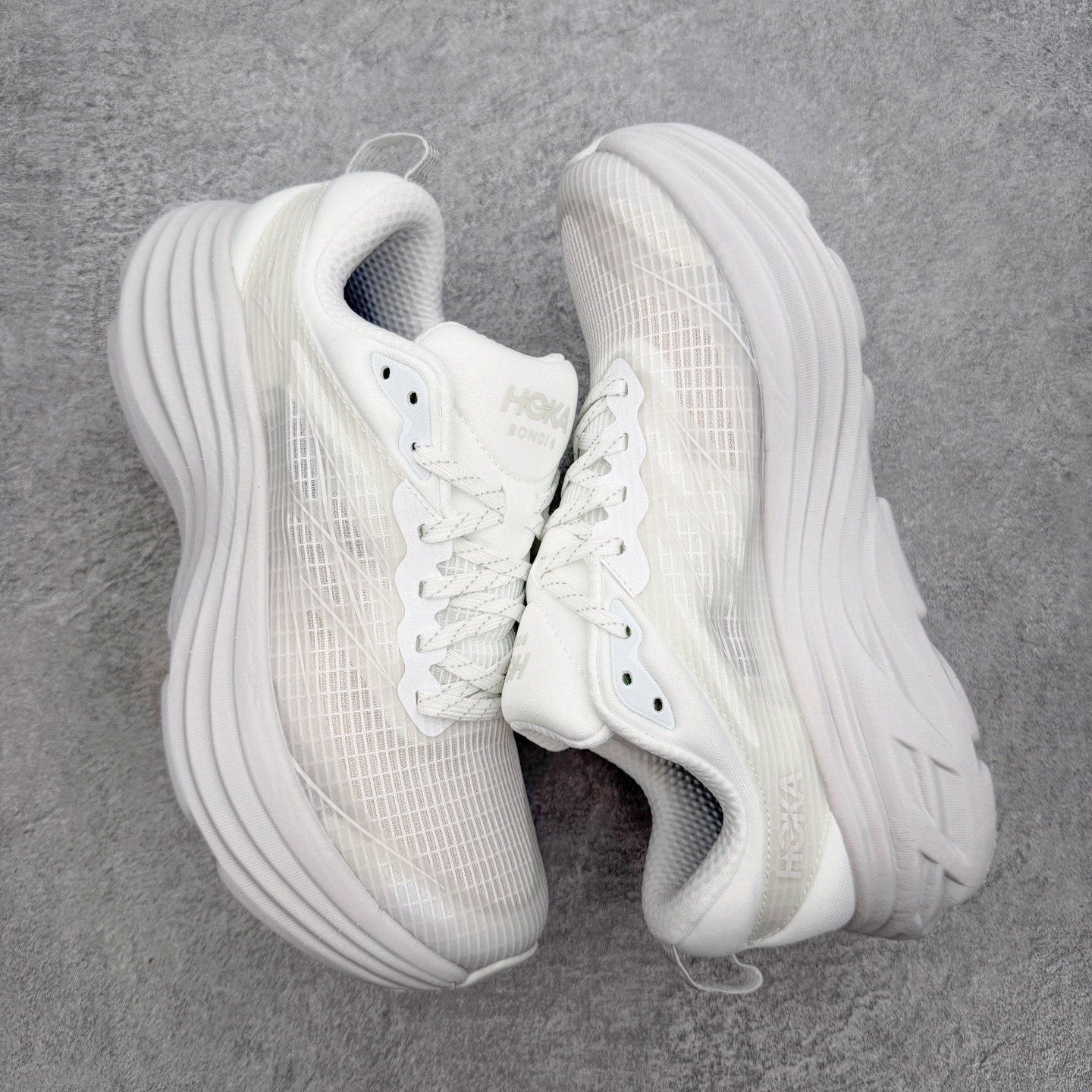 ＃HK纯原 HOKA ONE ONE Bondi 8 专业性能减震公路跑步鞋 美国特供批次 轻盈透气的针