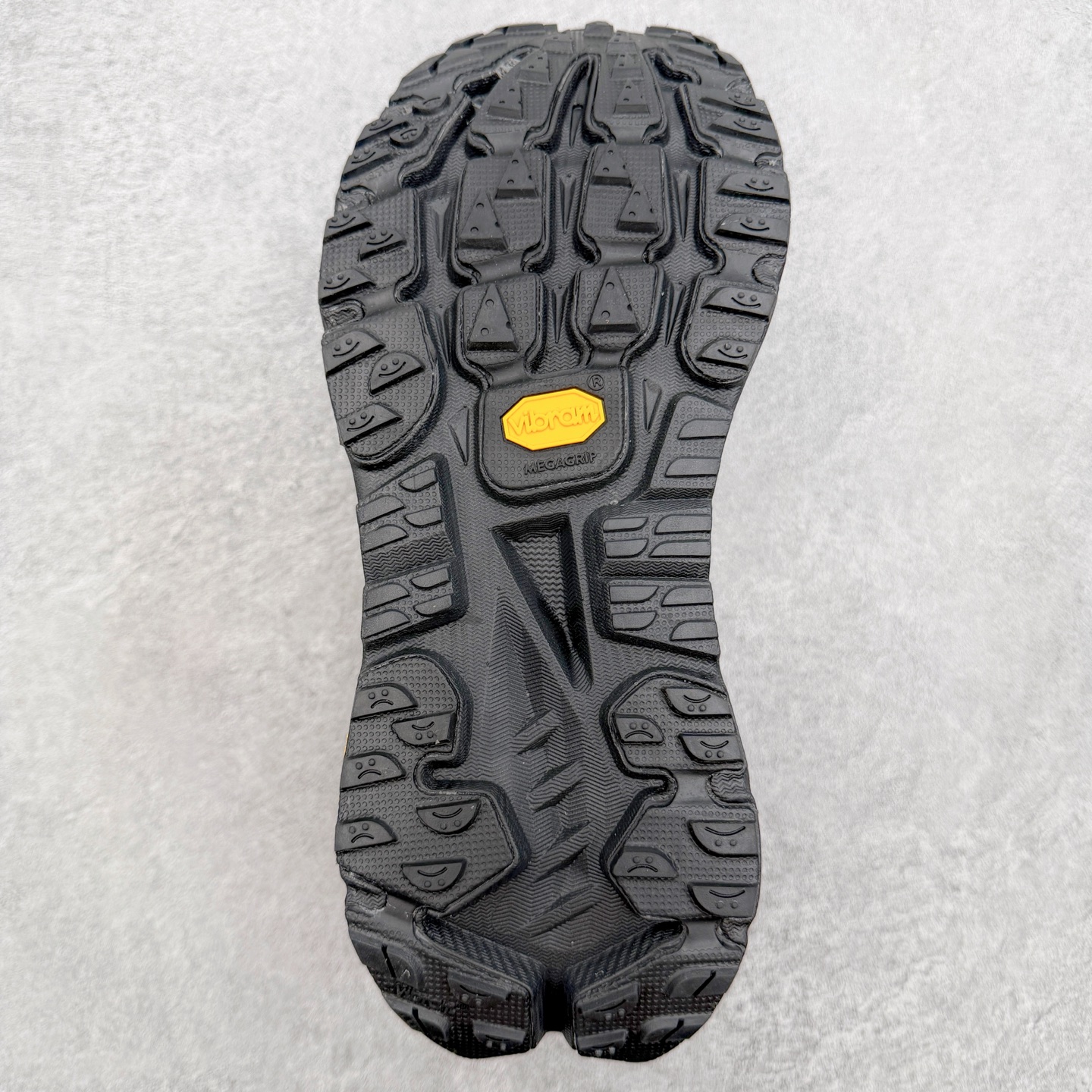 ＃HK纯原 HOKA ONE ONE Mafate X 玛法特专业性能减震公路跑步鞋 美国特供批次 轻盈