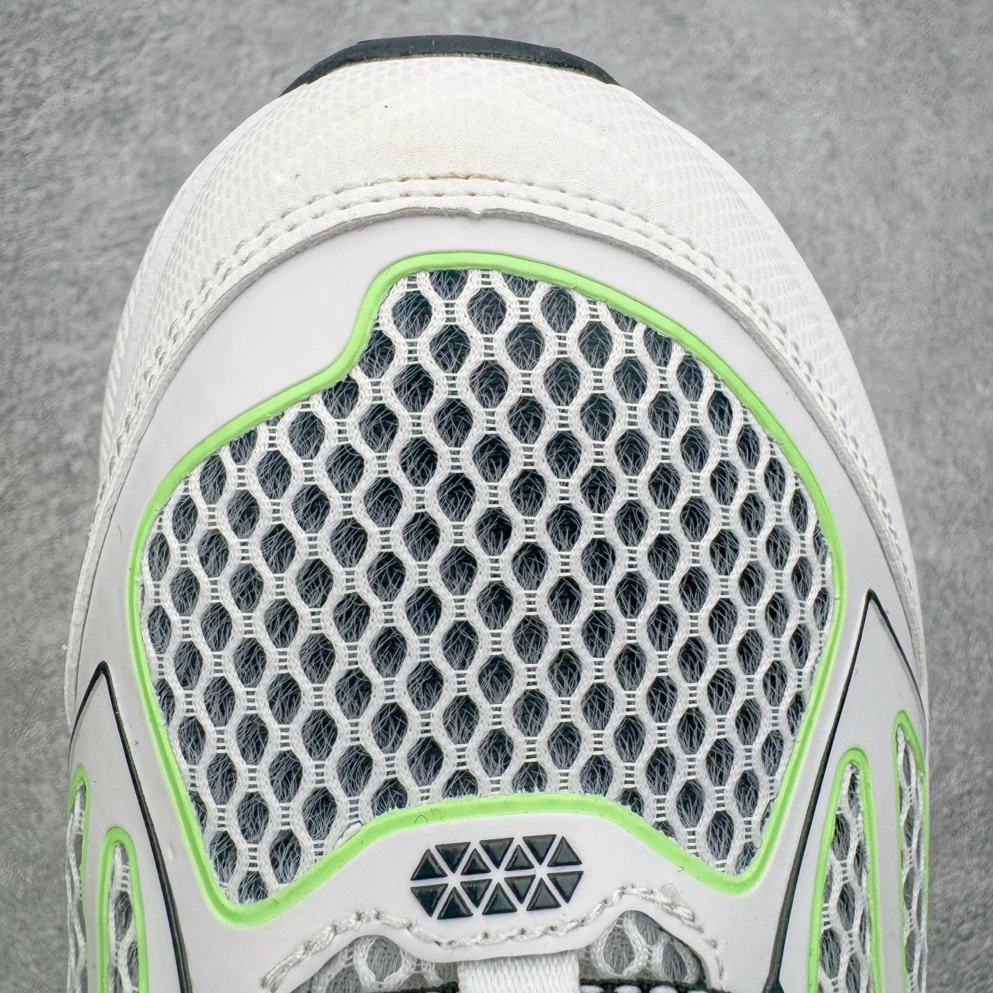 ＃HK纯原 HOKA ONE ONE Clifton GTX 克里夫顿9代联名款专业性能减震公路跑步鞋 