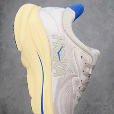 HOKA ONE ONE Clifton 克里夫顿10代专业性能减震公路跑步鞋 轻盈透气的针织网面和纱线 HOKA ONE ONE Clifton 克里夫顿10代专业性能减震公路跑步鞋 轻盈透气的针织网面和纱线