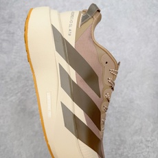 AD Adizero EVO SL ATR M 马拉松竞速专业跑鞋 CELERMESH针织网面非常轻薄 纤维间的缝隙很大 AD Adizero EVO SL ATR M 马拉松竞速专业跑鞋 CELERMESH针织网面非常轻薄 纤维间的缝隙很大