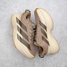 AD Adizero EVO SL ATR M 马拉松竞速专业跑鞋 CELERMESH针织网面非常轻薄 纤维间的缝隙很大 AD Adizero EVO SL ATR M 马拉松竞速专业跑鞋 CELERMESH针织网面非常轻薄 纤维间的缝隙很大