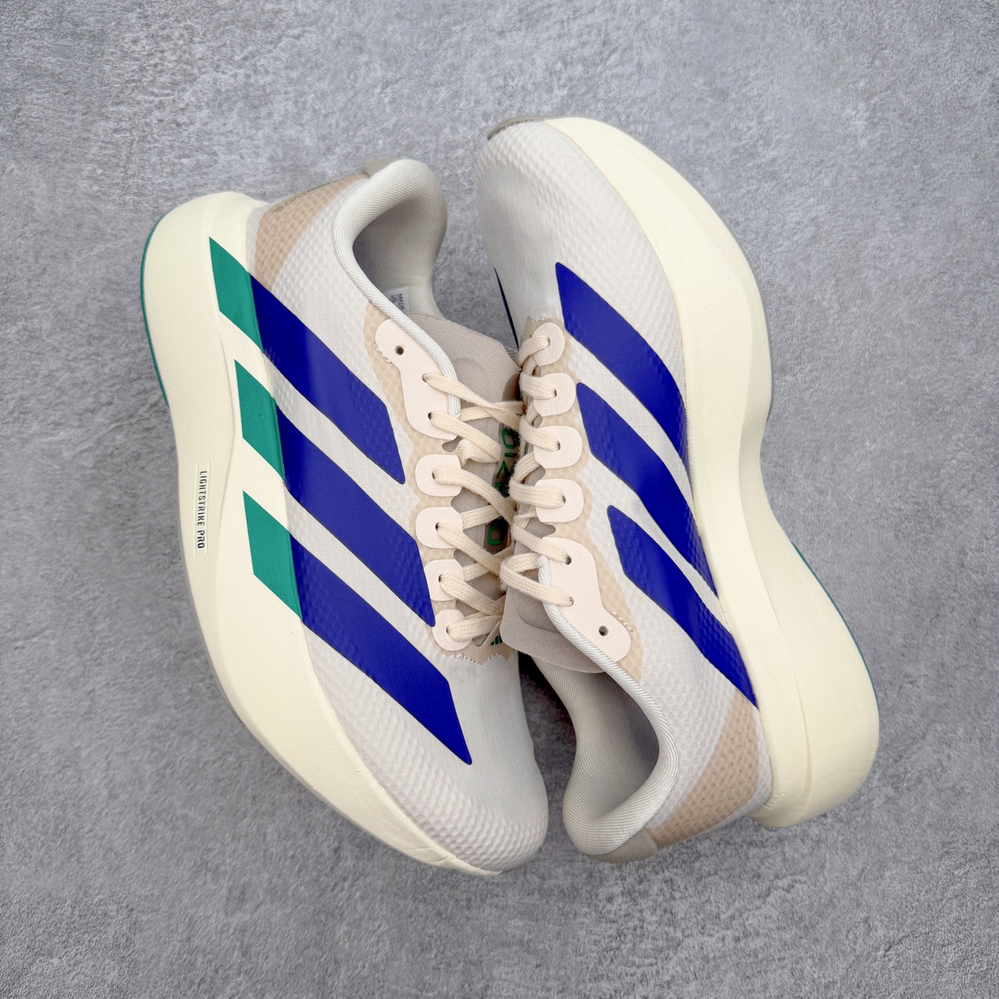 AD Adizero EVO SL M 马拉松竞速专业跑鞋 KI4542 CELERMESH针织网面非常轻薄 纤维间的缝 AD Adizero EVO SL M 马拉松竞速专业跑鞋 KI4542 CELERMESH针织网面非常轻薄 纤维间的缝