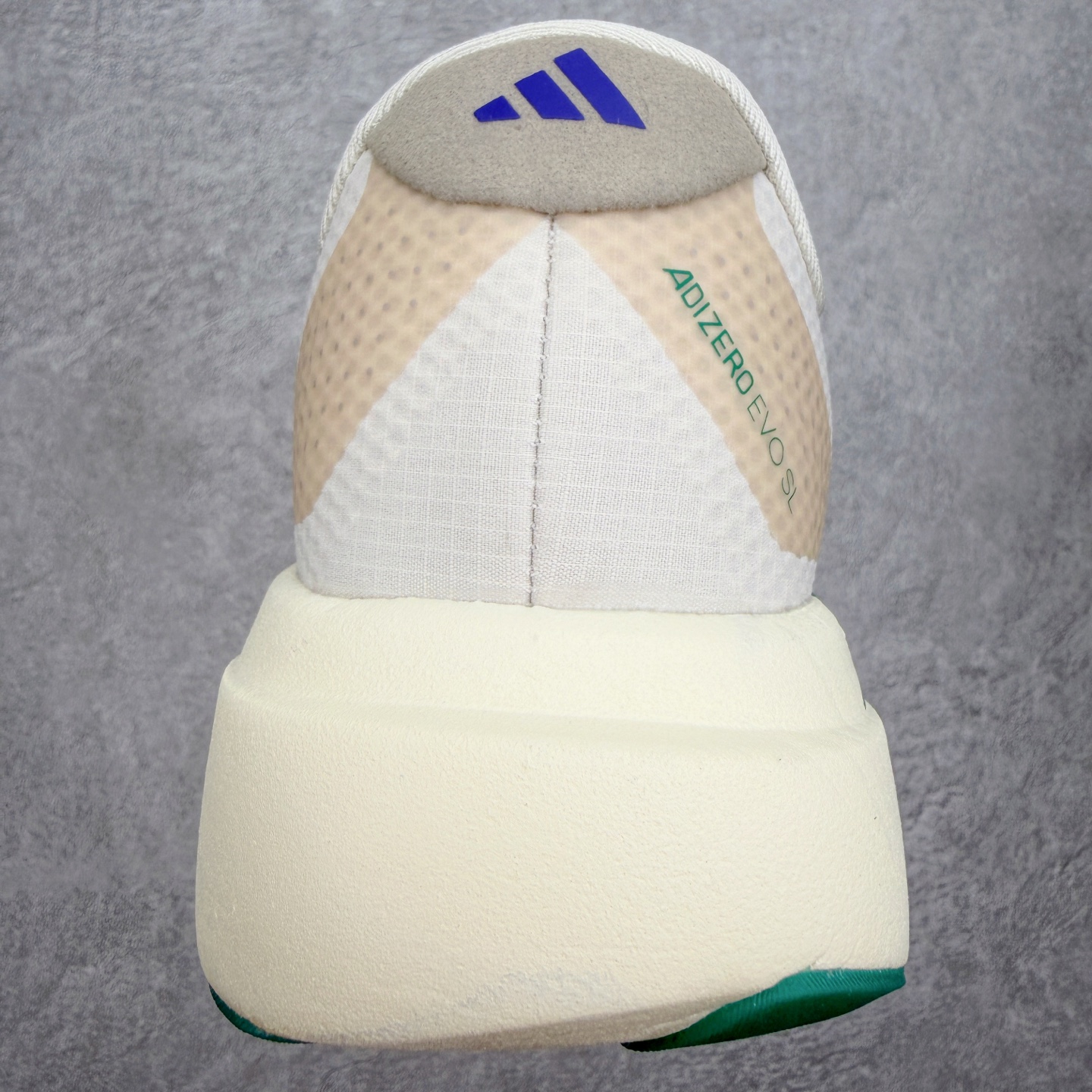 AD Adizero EVO SL M 马拉松竞速专业跑鞋 KI4542 CELERMESH针织网面非常轻薄 纤维间的缝 AD Adizero EVO SL M 马拉松竞速专业跑鞋 KI4542 CELERMESH针织网面非常轻薄 纤维间的缝