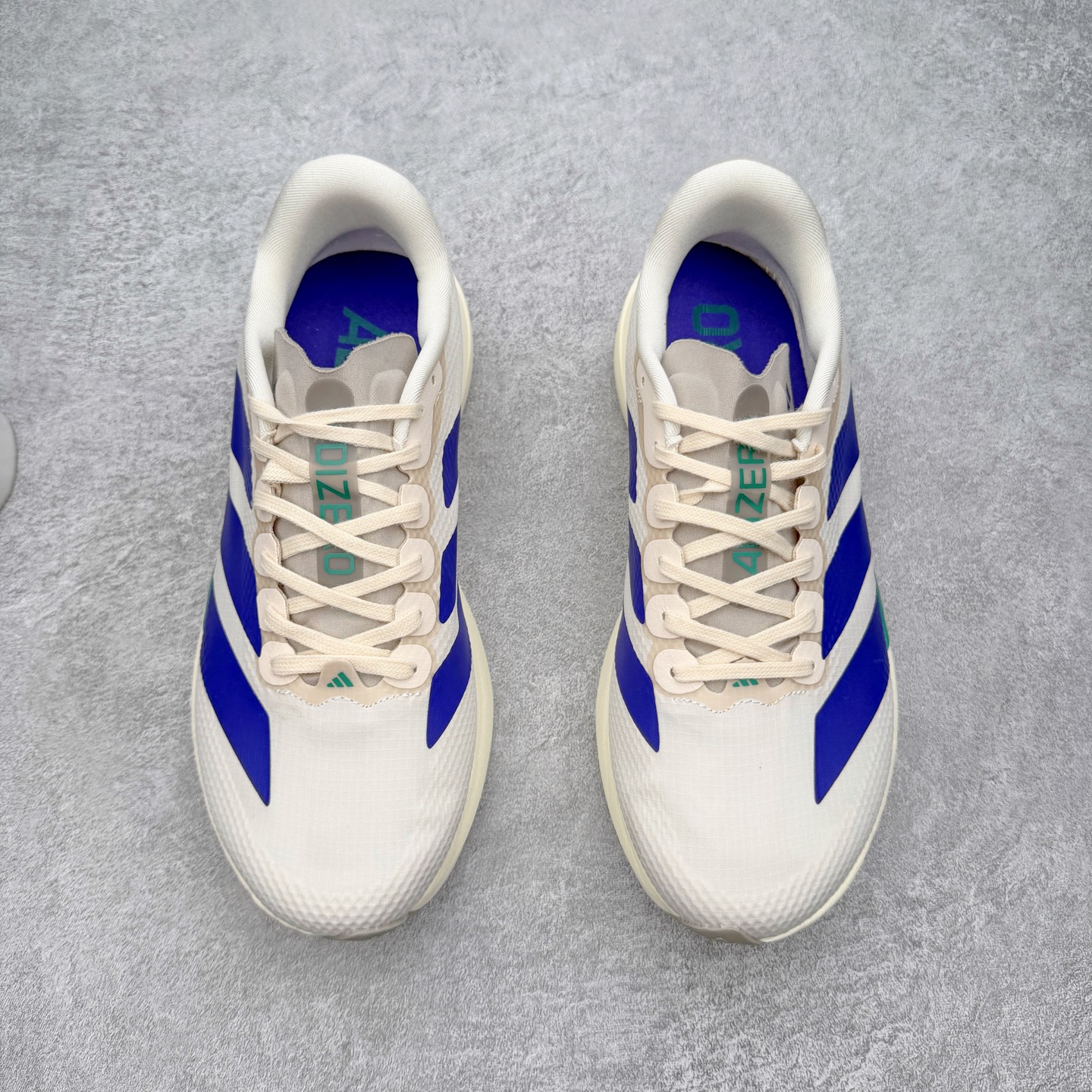 AD Adizero EVO SL M 马拉松竞速专业跑鞋 KI4542 CELERMESH针织网面非常轻薄 纤维间的缝 AD Adizero EVO SL M 马拉松竞速专业跑鞋 KI4542 CELERMESH针织网面非常轻薄 纤维间的缝