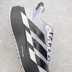 AD Adizero EVO SL ATR M 马拉松竞速专业跑鞋 CELERMESH针织网面非常轻薄 纤维间的缝隙很大 AD Adizero EVO SL ATR M 马拉松竞速专业跑鞋 CELERMESH针织网面非常轻薄 纤维间的缝隙很大