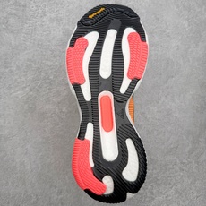 #RS纯原福利‼️ AD SolarGlide Boost 爆米花稳定缓震训练跑鞋 产品概述 SolarGlide系列是 #RS纯原福利‼️ AD SolarGlide Boost 爆米花稳定缓震训练跑鞋 产品概述 SolarGlide系列是