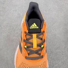 #RS纯原福利‼️ AD SolarGlide Boost 爆米花稳定缓震训练跑鞋 产品概述 SolarGlide系列是 #RS纯原福利‼️ AD SolarGlide Boost 爆米花稳定缓震训练跑鞋 产品概述 SolarGlide系列是