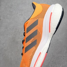 #RS纯原福利‼️ AD SolarGlide Boost 爆米花稳定缓震训练跑鞋 产品概述 SolarGlide系列是 #RS纯原福利‼️ AD SolarGlide Boost 爆米花稳定缓震训练跑鞋 产品概述 SolarGlide系列是