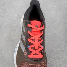 #RS纯原福利‼️ AD SolarGlide Boost 爆米花稳定缓震训练跑鞋 产品概述 SolarGlide系列是 #RS纯原福利‼️ AD SolarGlide Boost 爆米花稳定缓震训练跑鞋 产品概述 SolarGlide系列是