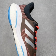 #RS纯原福利‼️ AD SolarGlide Boost 爆米花稳定缓震训练跑鞋 产品概述 SolarGlide系列是 #RS纯原福利‼️ AD SolarGlide Boost 爆米花稳定缓震训练跑鞋 产品概述 SolarGlide系列是