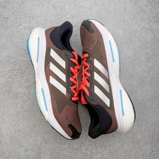 #RS纯原福利‼️ AD SolarGlide Boost 爆米花稳定缓震训练跑鞋 产品概述 SolarGlide系列是 #RS纯原福利‼️ AD SolarGlide Boost 爆米花稳定缓震训练跑鞋 产品概述 SolarGlide系列是