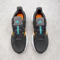 #RS纯原福利‼️ AD SolarGlide Boost 爆米花稳定缓震训练跑鞋 产品概述 SolarGlide系列是 #RS纯原福利‼️ AD SolarGlide Boost 爆米花稳定缓震训练跑鞋 产品概述 SolarGlide系列是