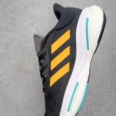 #RS纯原福利‼️ AD SolarGlide Boost 爆米花稳定缓震训练跑鞋 产品概述 SolarGlide系列是 #RS纯原福利‼️ AD SolarGlide Boost 爆米花稳定缓震训练跑鞋 产品概述 SolarGlide系列是