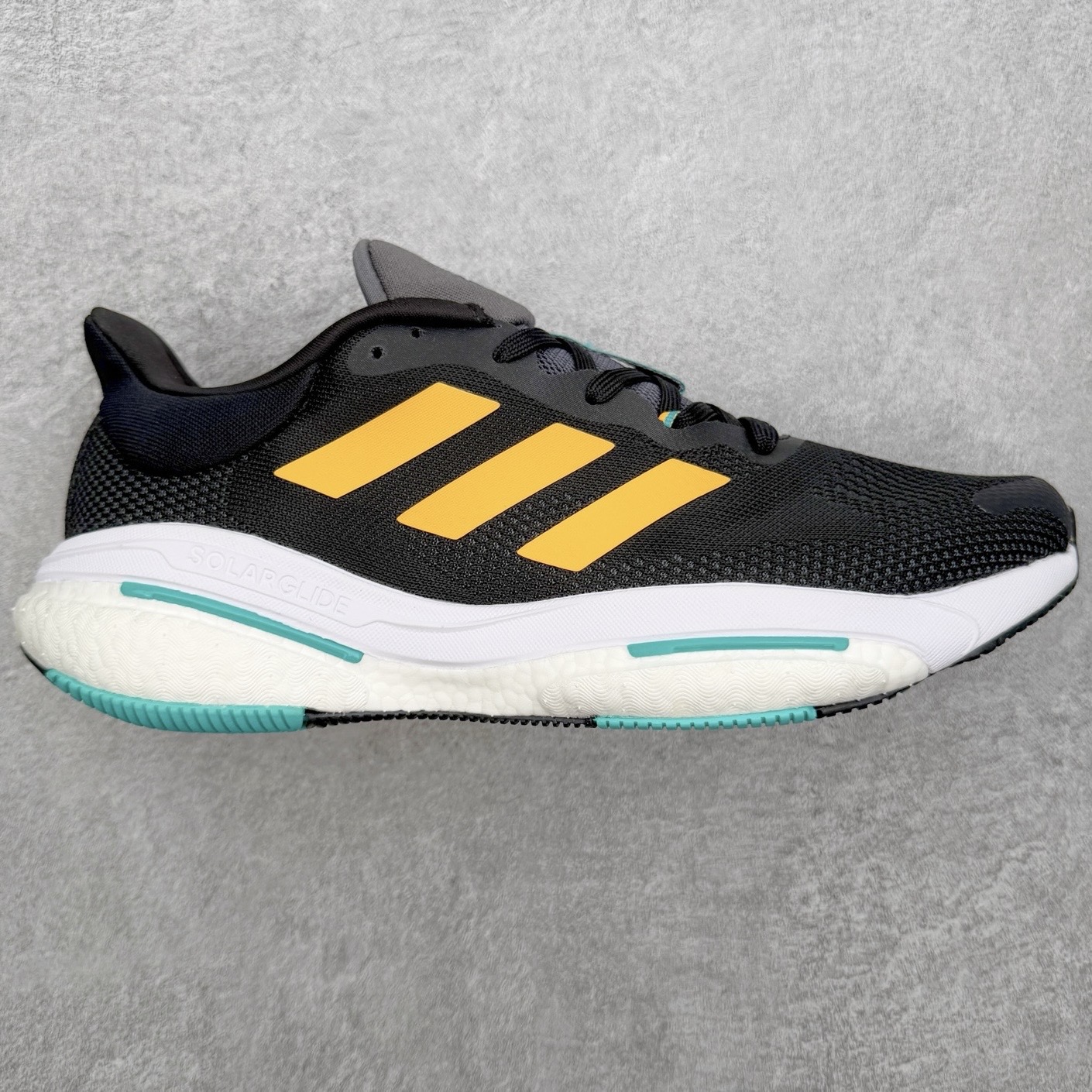 #RS纯原福利‼️ AD SolarGlide Boost 爆米花稳定缓震训练跑鞋 产品概述 SolarGlide系列是 #RS纯原福利‼️ AD SolarGlide Boost 爆米花稳定缓震训练跑鞋 产品概述 SolarGlide系列是