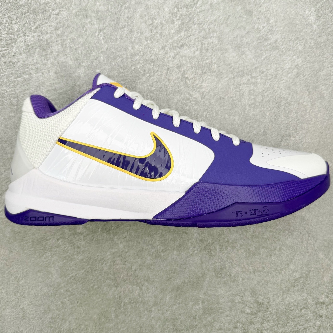 纯原 NK Zoom Kobe ZK5 科比5代 紫金IM0557-102 Zoom Turbo气垫➕后掌EVA缓震 实 纯原 NK Zoom Kobe ZK5 科比5代 紫金IM0557-102 Zoom Turbo气垫➕后掌EVA缓震 实