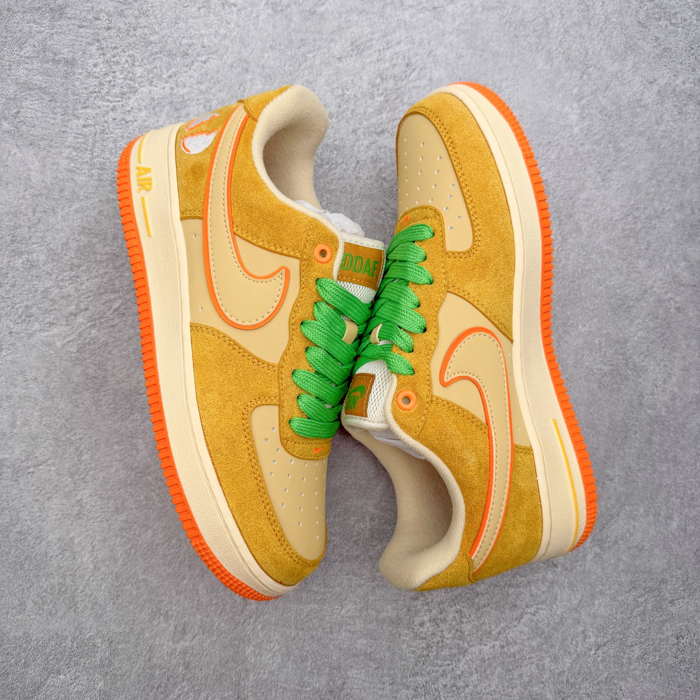 ＃特价福利‼️ NK Air Force 1´07 Low 空军一号百搭休闲运动板鞋 DIY得物定制配色 柔软、弹性十足