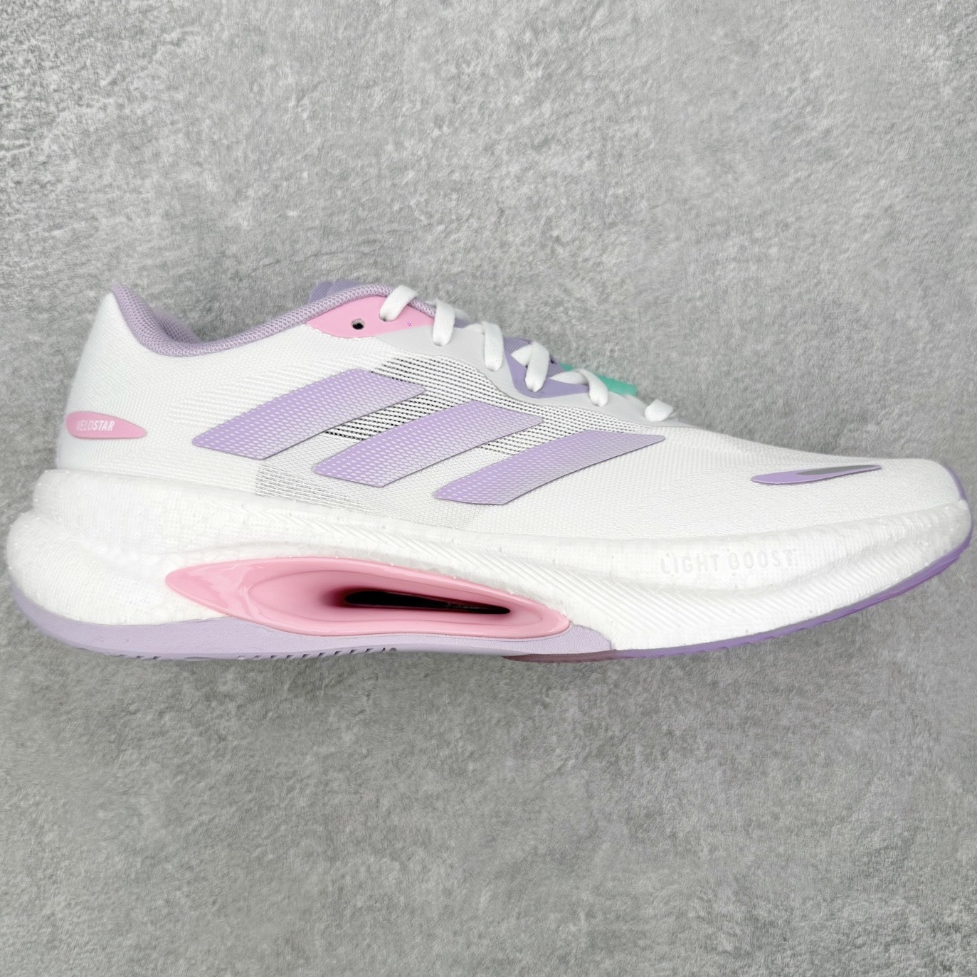 ＃RS纯原 AD VELOSTAR Light Boost 中性透气日常训练慢跑鞋｜白紫 KI6017 产品概述 定位日