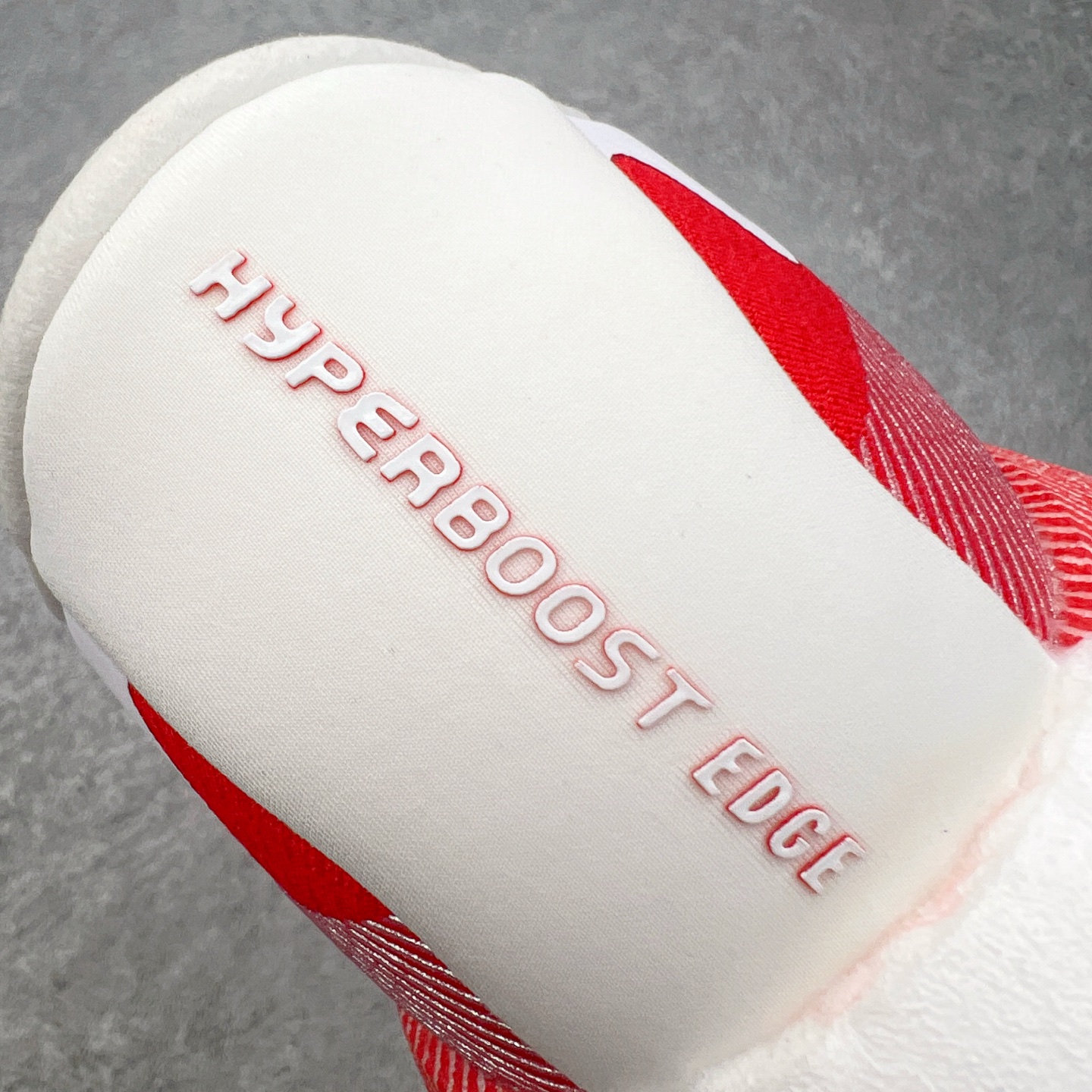 #RS纯原 AD Hyperboost Edge 爆米花缓震舒适贴合跑步鞋 KI1913 在 BOOST 之前冠以了 “ #RS纯原 AD Hyperboost Edge 爆米花缓震舒适贴合跑步鞋 KI1913 在 BOOST 之前冠以了 “