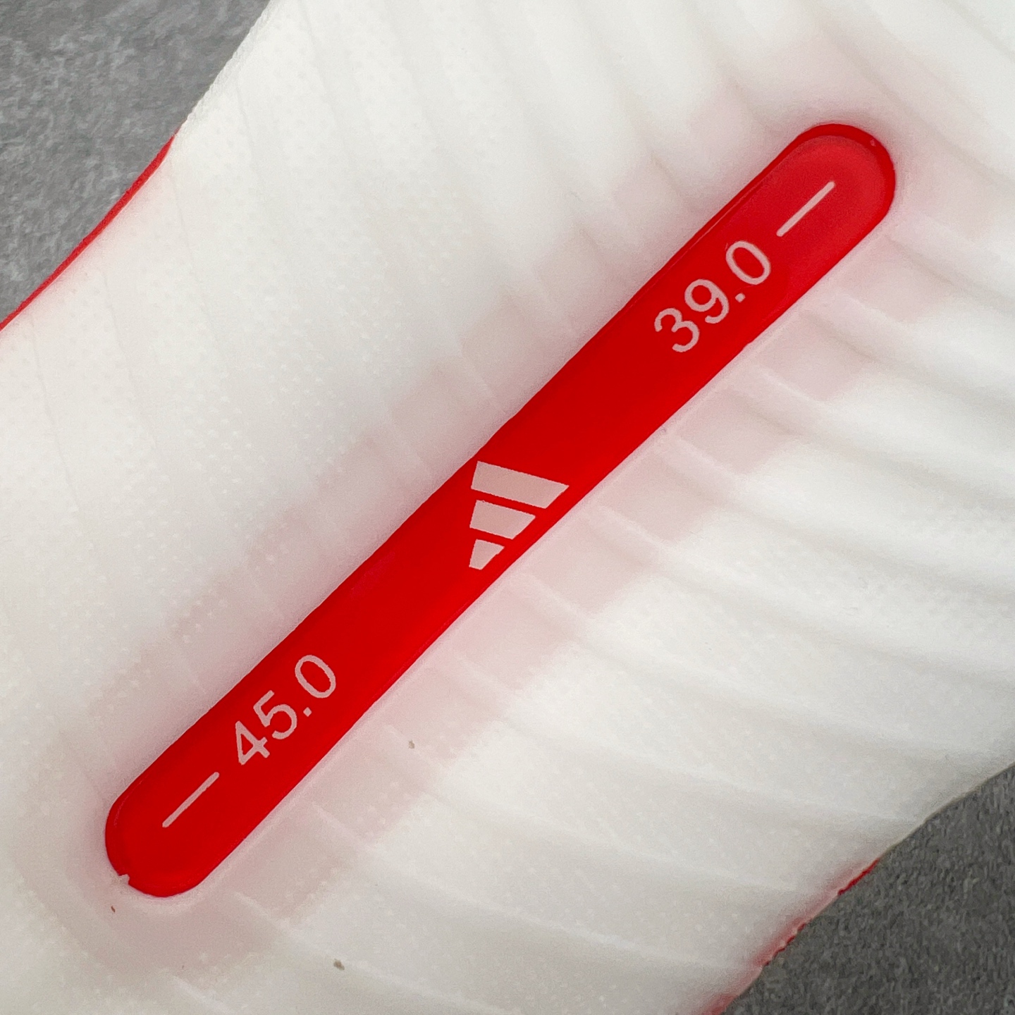 #RS纯原 AD Hyperboost Edge 爆米花缓震舒适贴合跑步鞋 KI1913 在 BOOST 之前冠以了 “ #RS纯原 AD Hyperboost Edge 爆米花缓震舒适贴合跑步鞋 KI1913 在 BOOST 之前冠以了 “