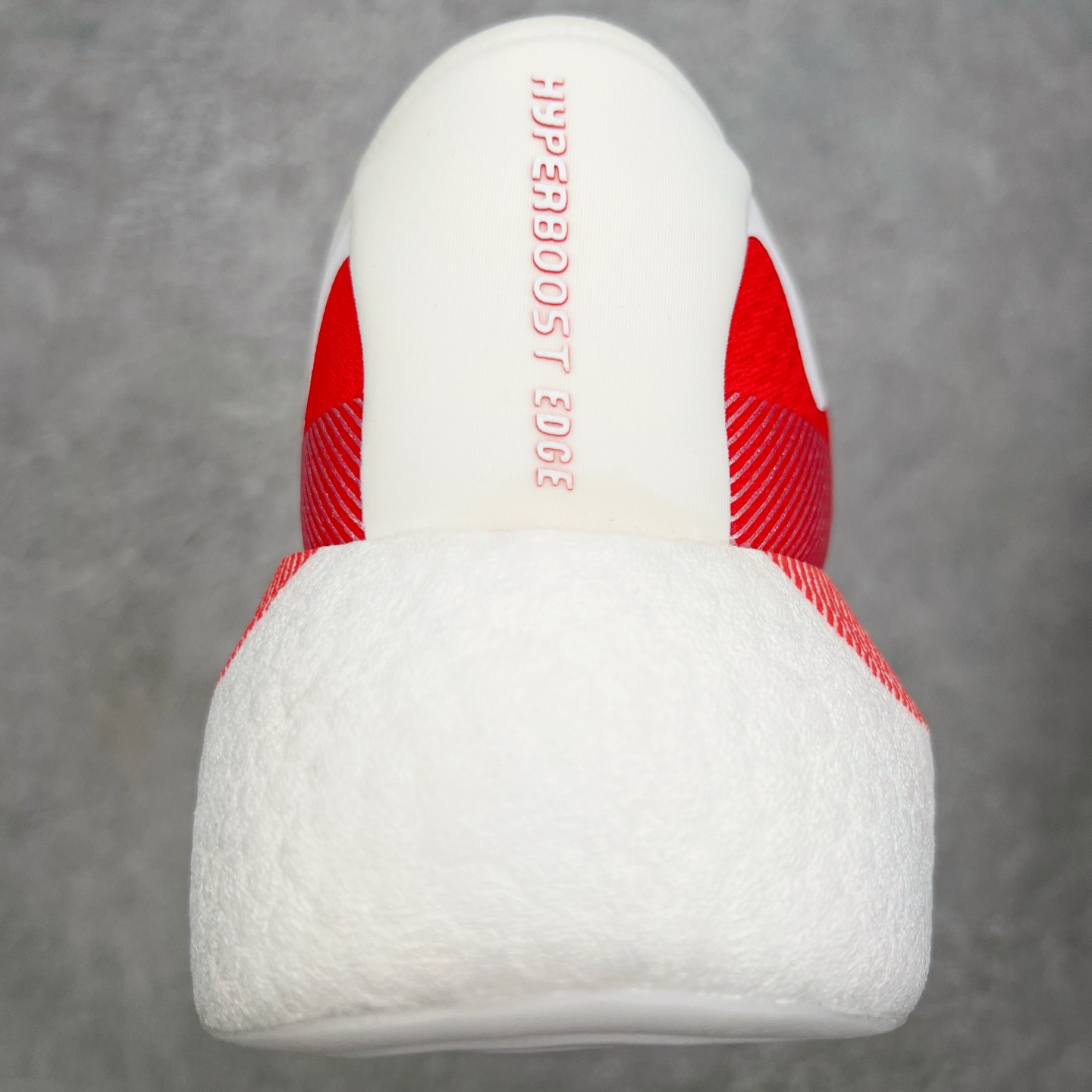 #RS纯原 AD Hyperboost Edge 爆米花缓震舒适贴合跑步鞋 KI1913 在 BOOST 之前冠以了 “ #RS纯原 AD Hyperboost Edge 爆米花缓震舒适贴合跑步鞋 KI1913 在 BOOST 之前冠以了 “