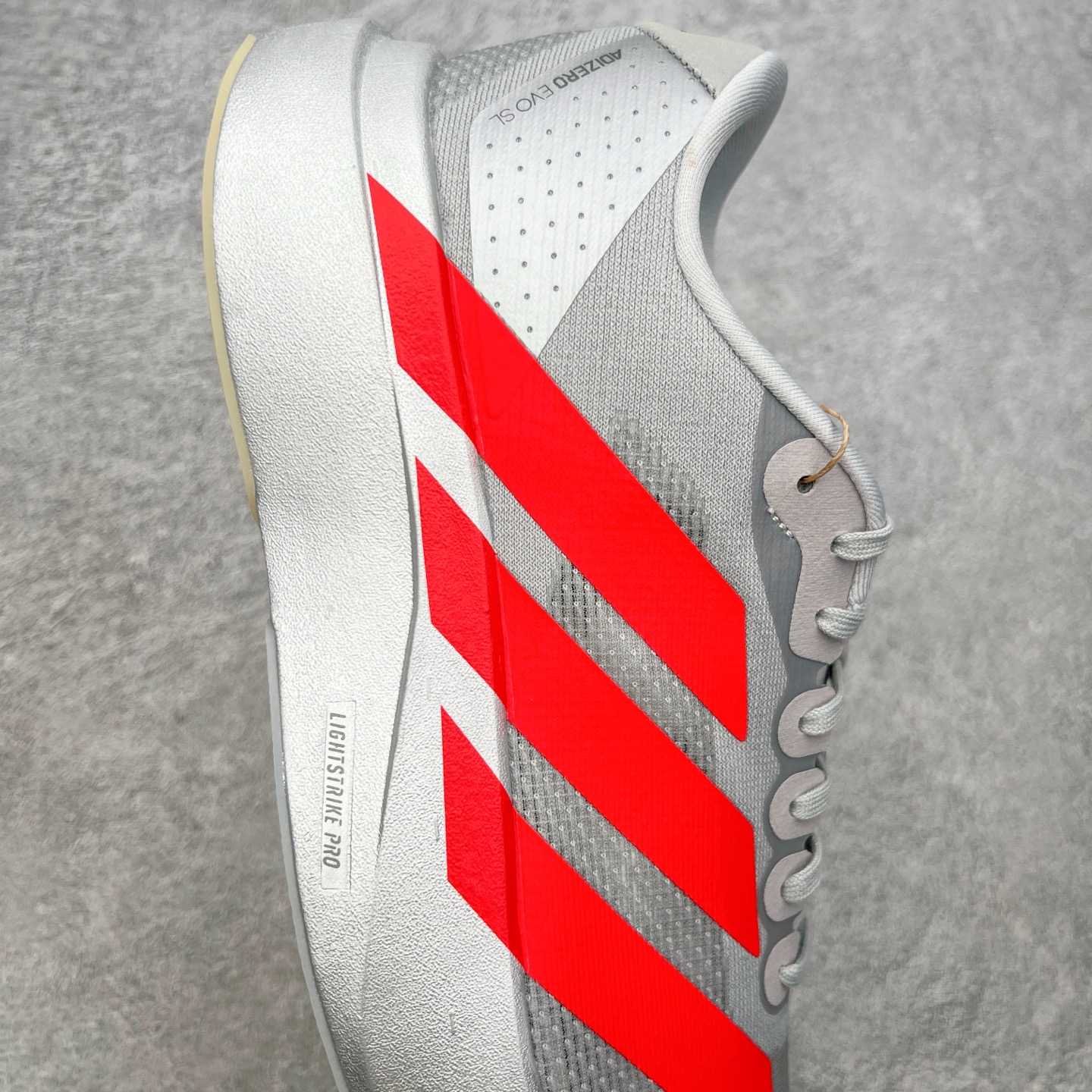 #神版 AD Adizero EVO SL M 马拉松竞速专业缓震跑鞋 KI3381 高端外贸零售裸鞋圈特供批次 VT越 #神版 AD Adizero EVO SL M 马拉松竞速专业缓震跑鞋 KI3381 高端外贸零售裸鞋圈特供批次 VT越