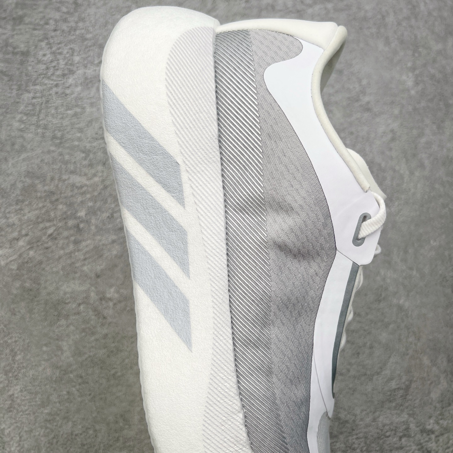#RS纯原 AD Hyperboost Edge 爆米花缓震舒适贴合跑步鞋 KK0288 在 BOOST 之前冠以了 “ #RS纯原 AD Hyperboost Edge 爆米花缓震舒适贴合跑步鞋 KK0288 在 BOOST 之前冠以了 “