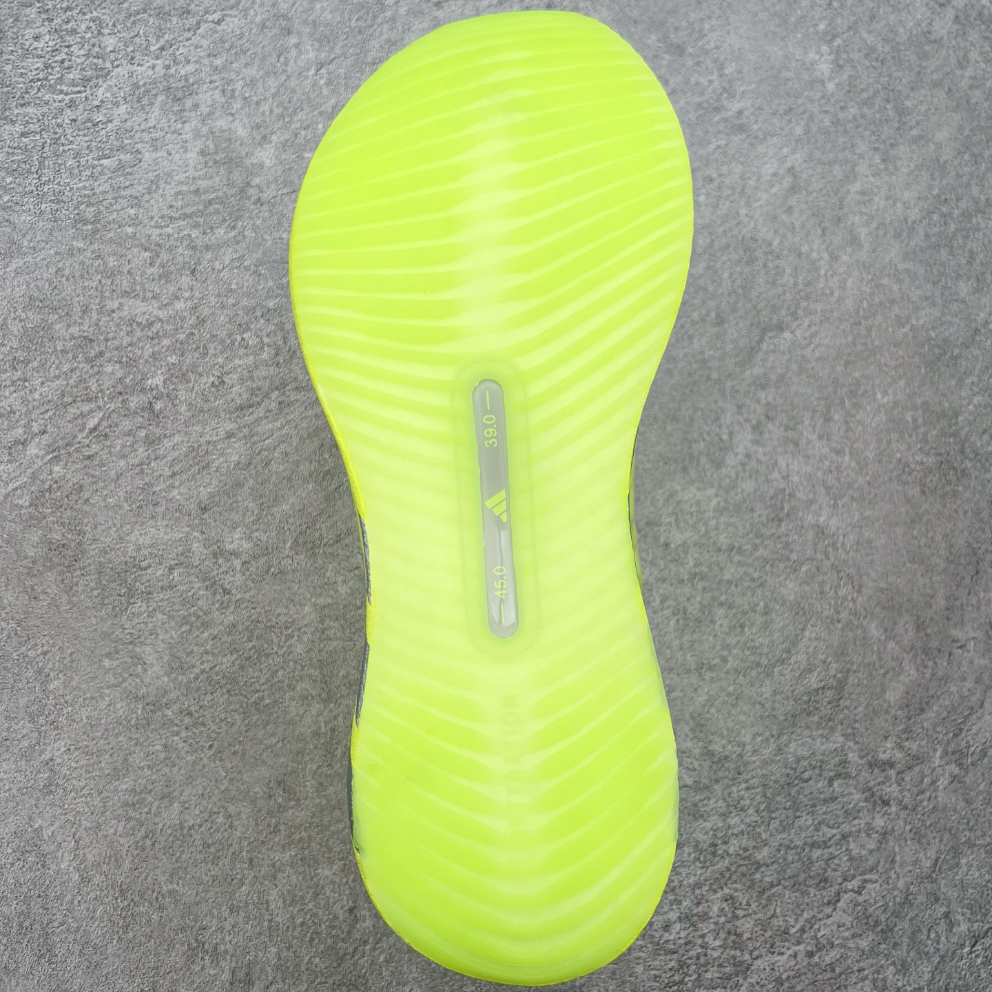#RS纯原 AD Hyperboost Edge 爆米花缓震舒适贴合跑步鞋 KI4412 在 BOOST 之前冠以了 “ #RS纯原 AD Hyperboost Edge 爆米花缓震舒适贴合跑步鞋 KI4412 在 BOOST 之前冠以了 “