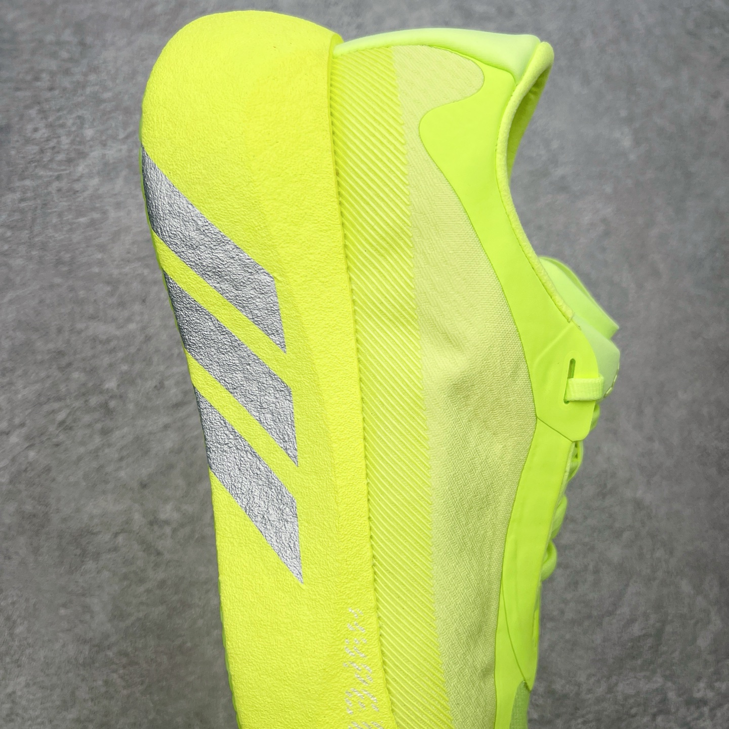 #RS纯原 AD Hyperboost Edge 爆米花缓震舒适贴合跑步鞋 KI4412 在 BOOST 之前冠以了 “ #RS纯原 AD Hyperboost Edge 爆米花缓震舒适贴合跑步鞋 KI4412 在 BOOST 之前冠以了 “