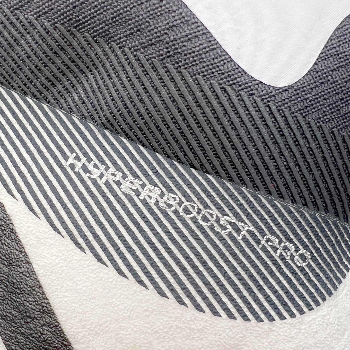 #RS纯原 AD Hyperboost Edge 爆米花缓震舒适贴合跑步鞋 KI4392 在 BOOST 之前冠以了 “ #RS纯原 AD Hyperboost Edge 爆米花缓震舒适贴合跑步鞋 KI4392 在 BOOST 之前冠以了 “