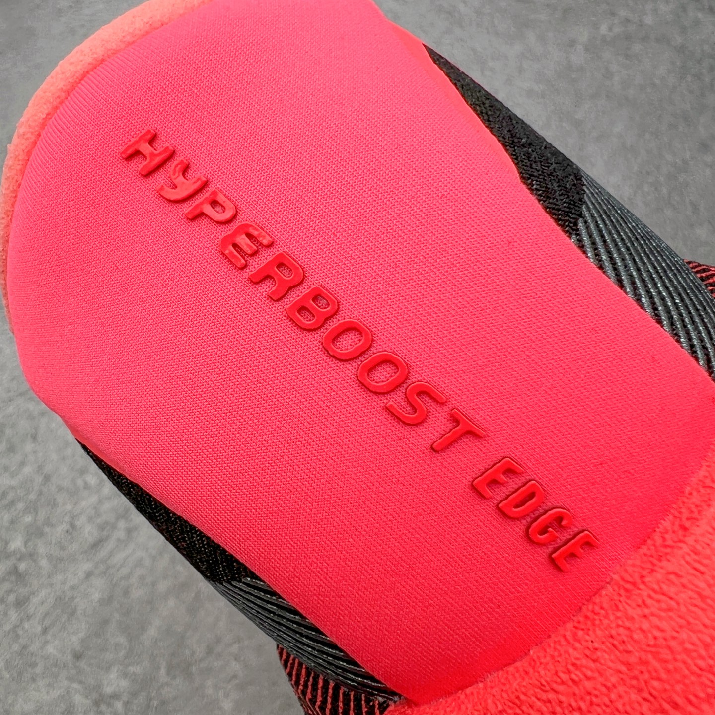 #RS纯原 AD Hyperboost Edge 爆米花缓震舒适贴合跑步鞋 KH8128 在 BOOST 之前冠以了 “ #RS纯原 AD Hyperboost Edge 爆米花缓震舒适贴合跑步鞋 KH8128 在 BOOST 之前冠以了 “