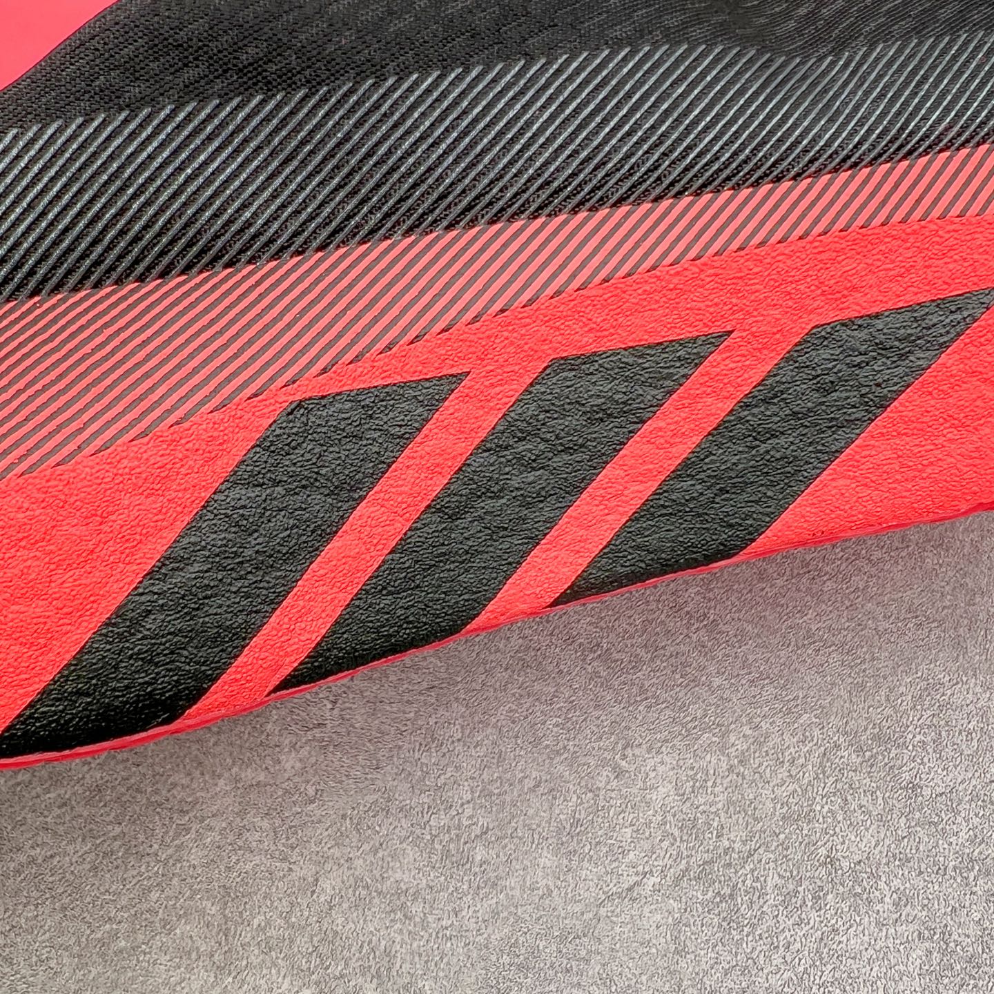 #RS纯原 AD Hyperboost Edge 爆米花缓震舒适贴合跑步鞋 KH8128 在 BOOST 之前冠以了 “ #RS纯原 AD Hyperboost Edge 爆米花缓震舒适贴合跑步鞋 KH8128 在 BOOST 之前冠以了 “