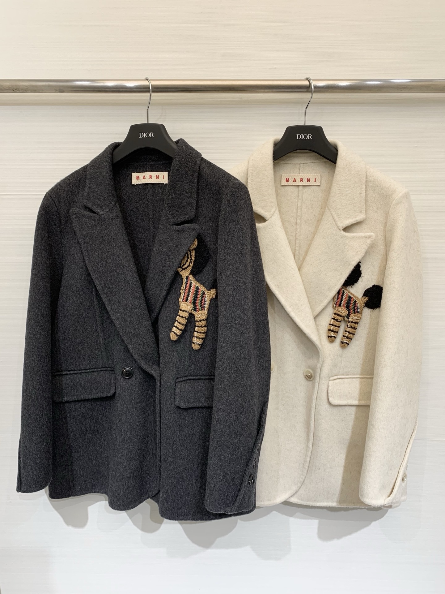 _dgN9sFGGlMYCcpUOFGDv_eMK1PRX7WeQCKsZYrQ