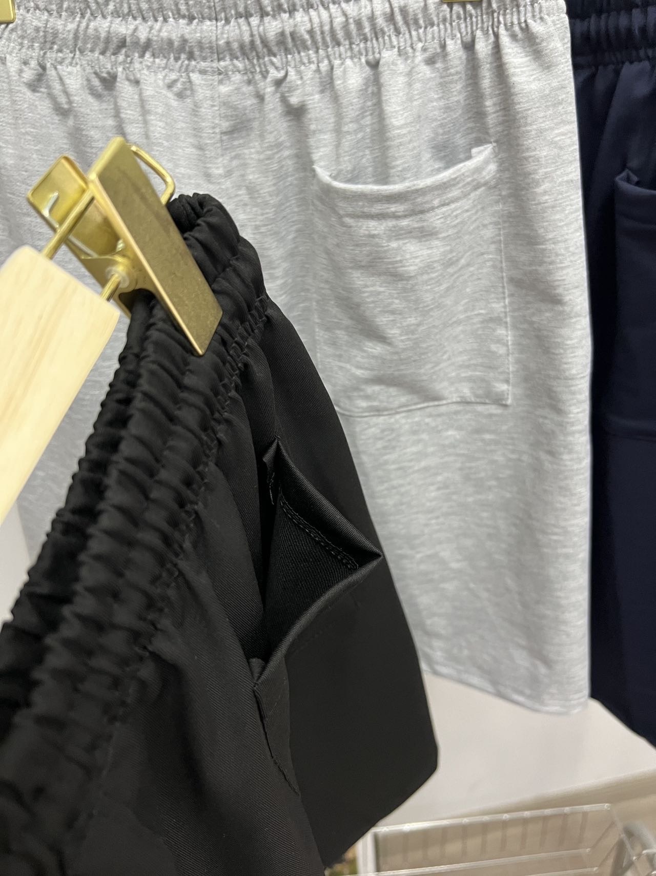 Jordan’s Latest Offer: Shorts for Summer in Various Colors and Sizes - 图片 6