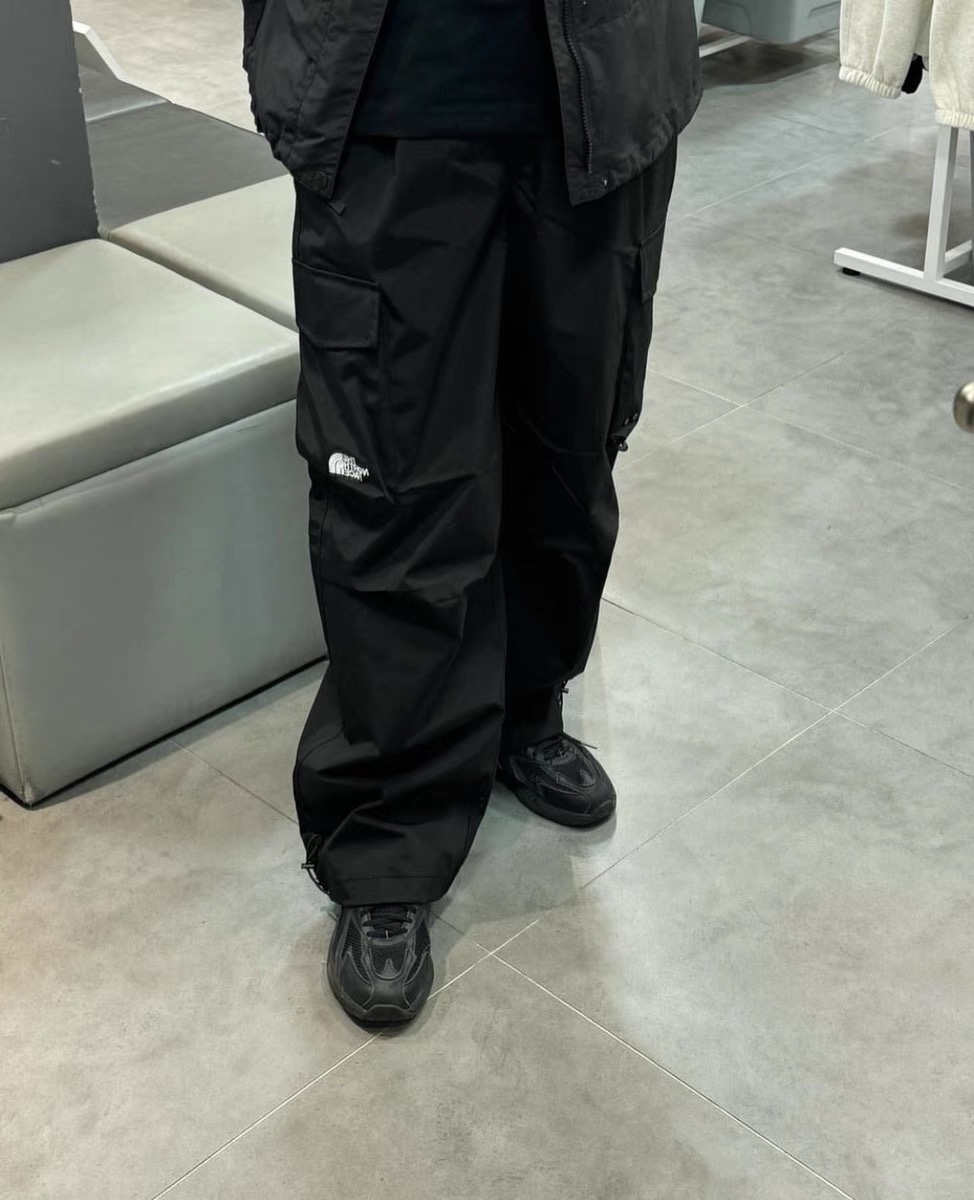 Outdoor Comfort: TNF New Falls North Pants with Premium Cotton and Natural Colors - 图片 5