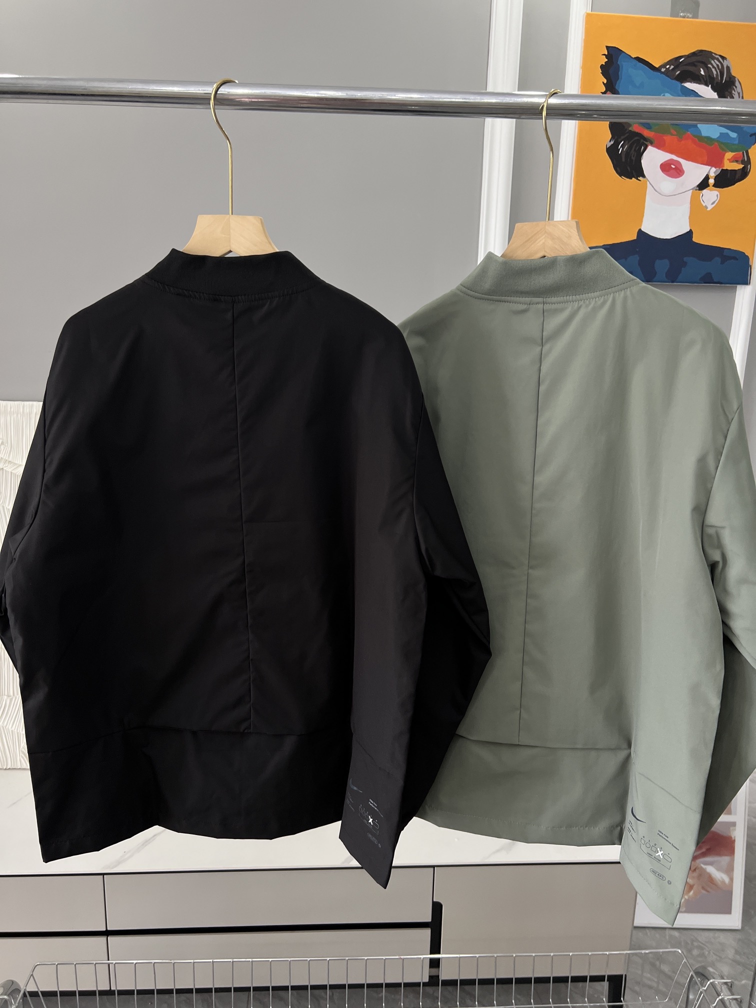 Stylish Sport Baseball Collar Jacket in Oxford Fabric for Men and Women. - 图片 5