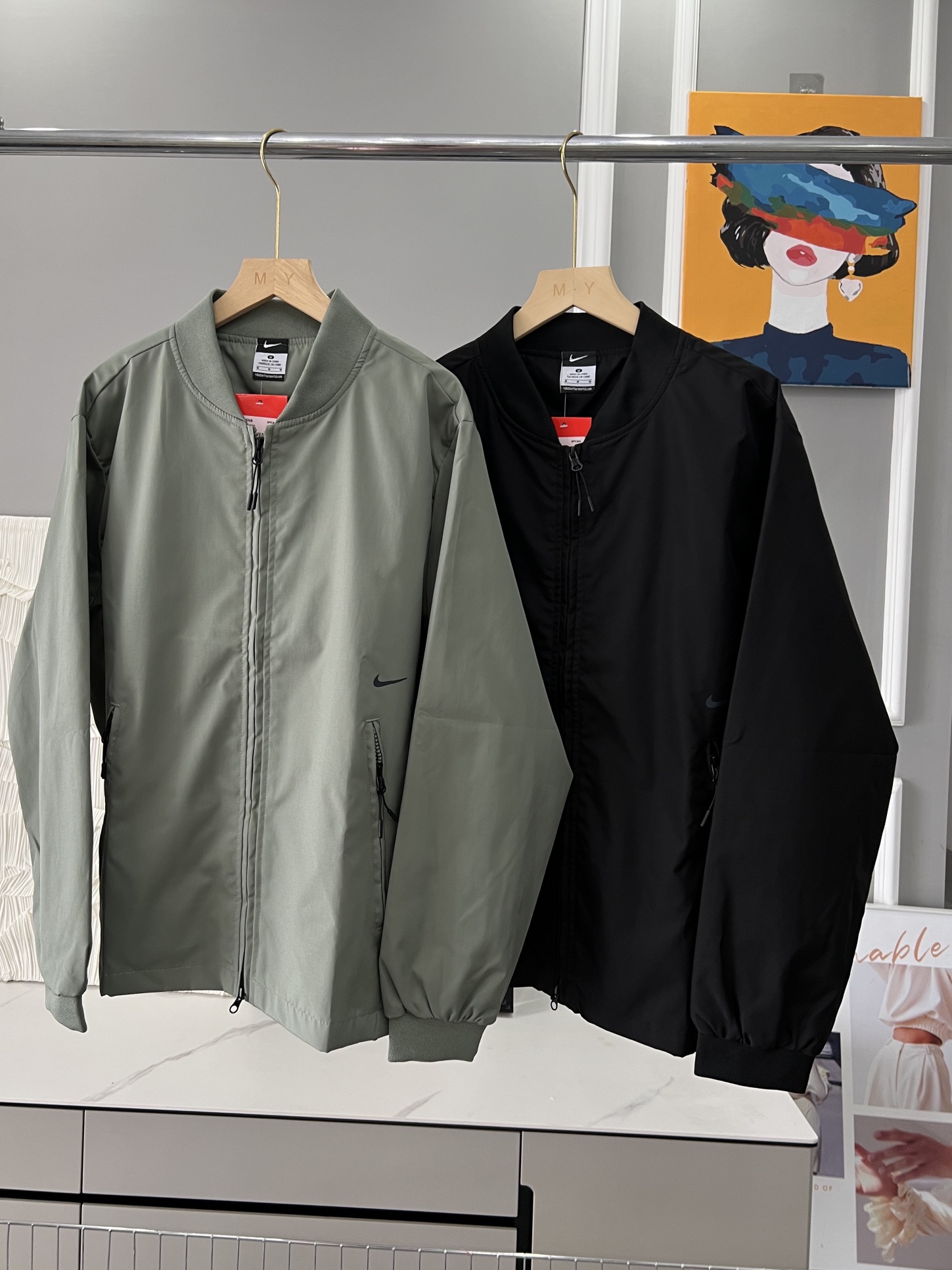Stylish Sport Baseball Collar Jacket in Oxford Fabric for Men and Women.