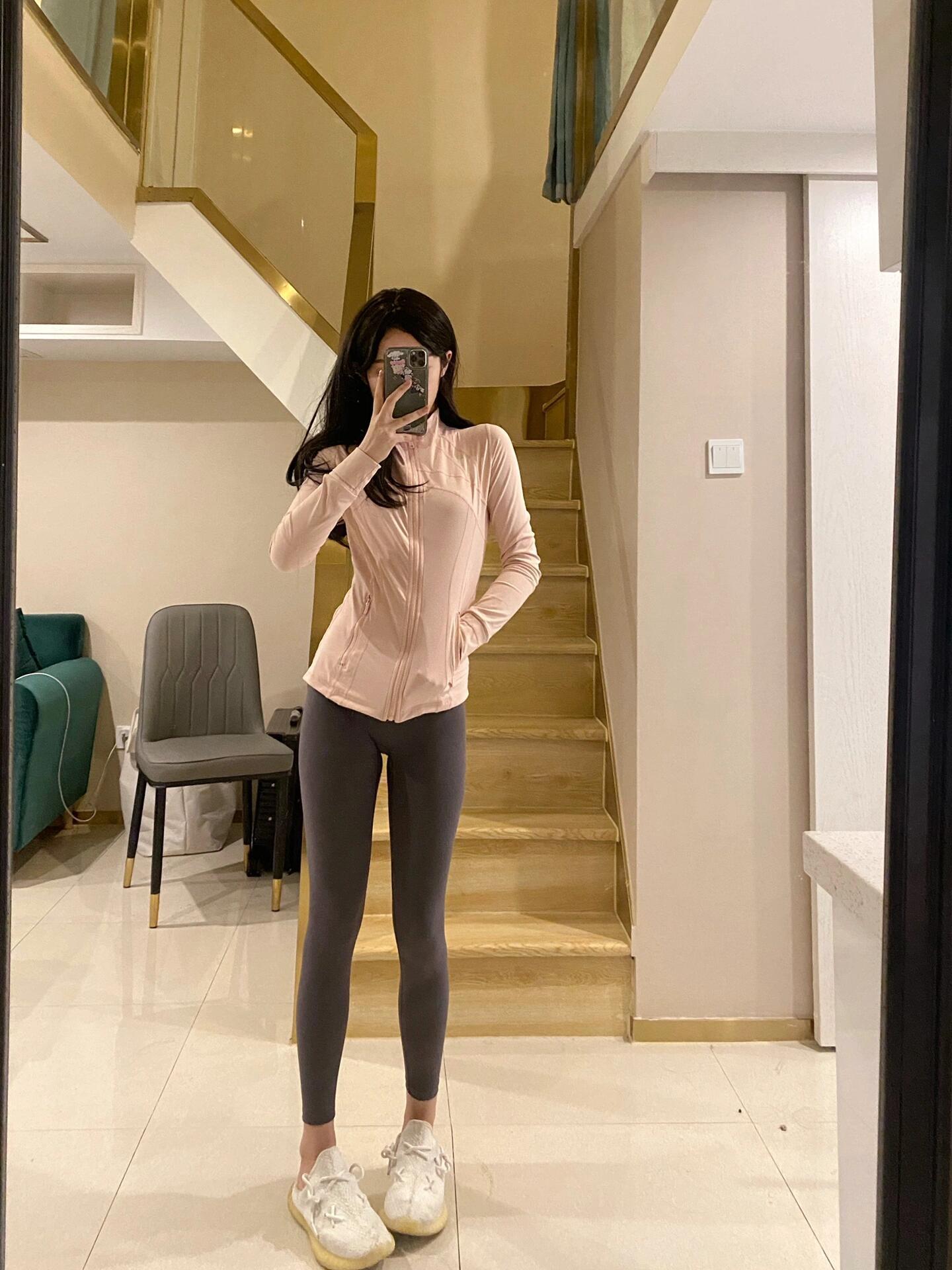 lululemon  瑜伽服外套服装,包 3